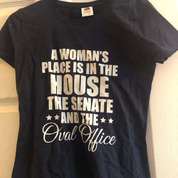 Tops - Women senate tee!